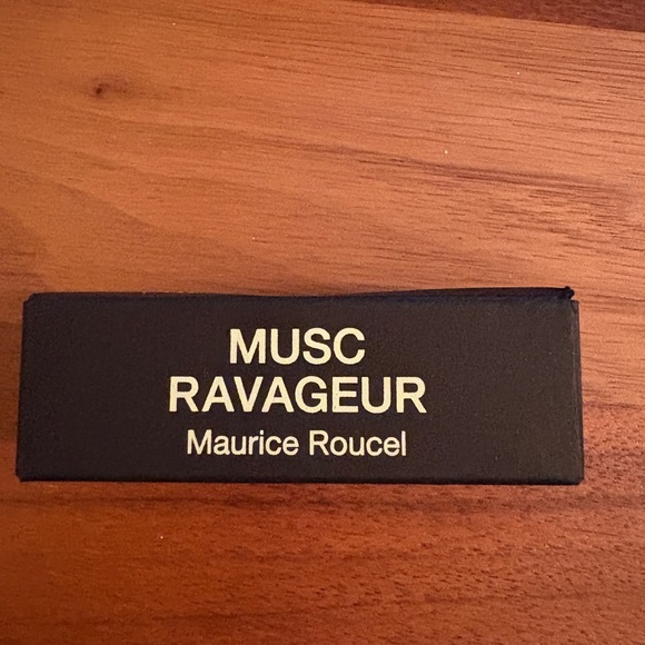 Frederic Malle Perfume Collection samples - Picture 4 of 9